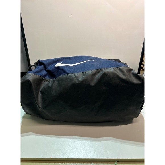 Nike Duffel Bag Gym Sports Travel Carry On Shoulder Bag Navy Blue - Picture 3 of 10